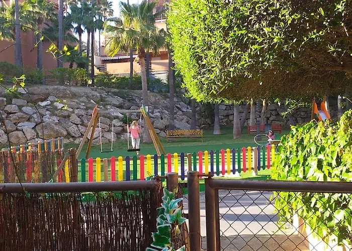 Planta Baja Cerca De La Playa Casares Costa